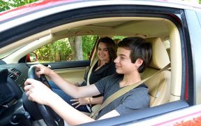 How To Be The Best Driving Instructor For Your Kids