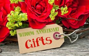 Four Special Keepsake Anniversary Gifts