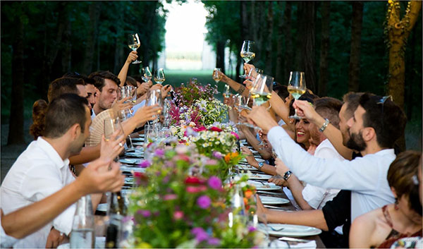 How To Prepare For A Large Alfresco Event In Your Backyard