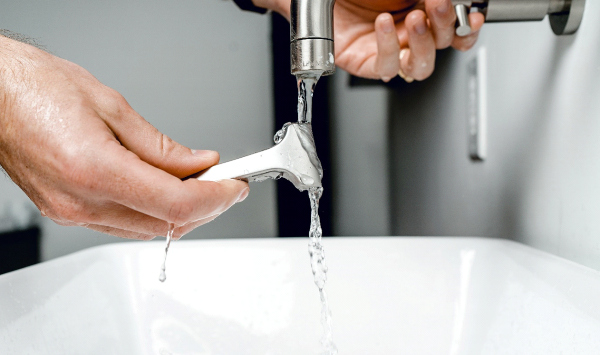 Common Plumbing Problems Caused By Hot Weather