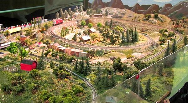 Looking to Buy an O or HO Custom Train Layout?