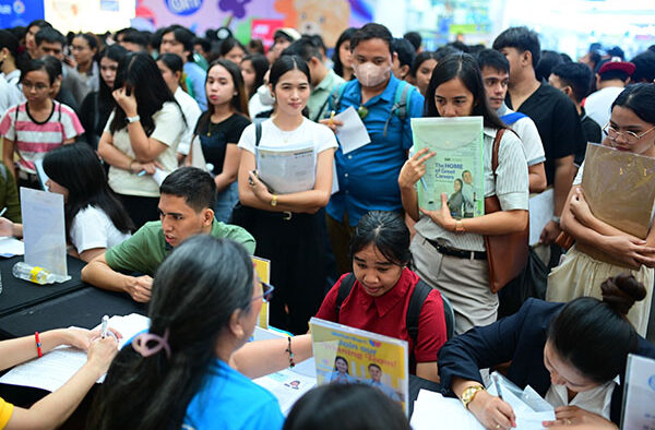 Successful Job Fair At SM Dasmarinas Builds Momentum For Nationwide 'Araw Ng Kalayaan' Event